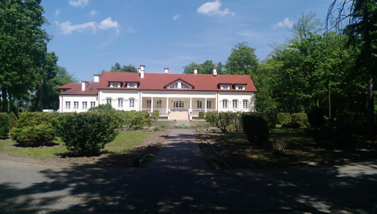 Dworek Wola Ociecka Exterior foto
