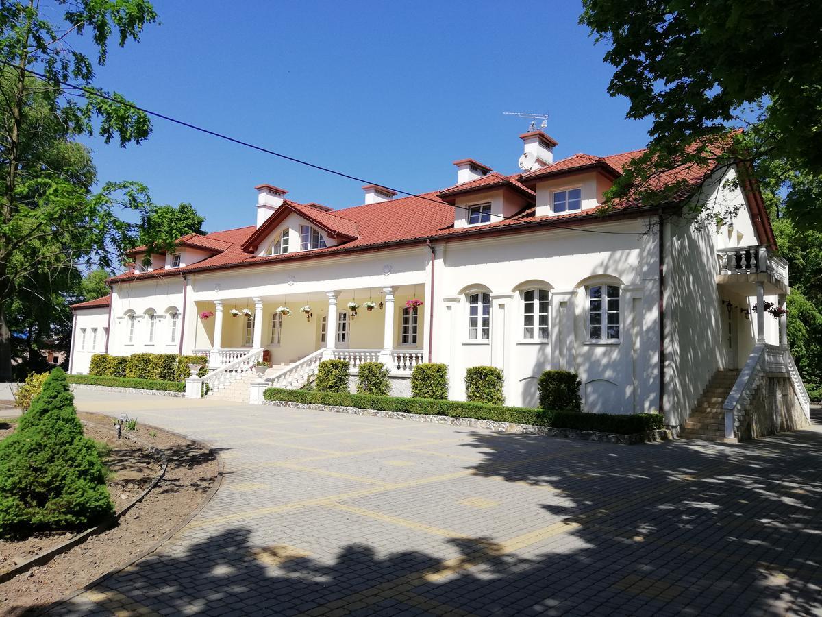 Dworek Wola Ociecka Exterior foto